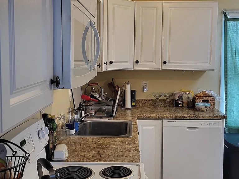 167 Elm St #2 — Photo 4