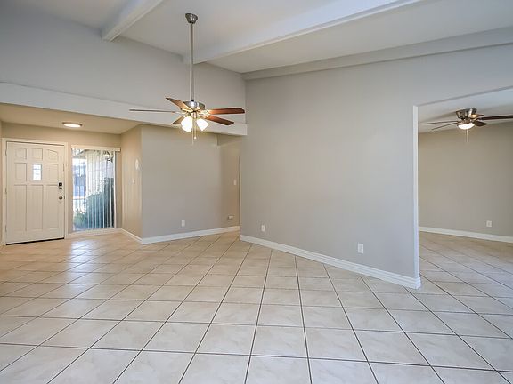 5th image of 3060 E Emelita Ave