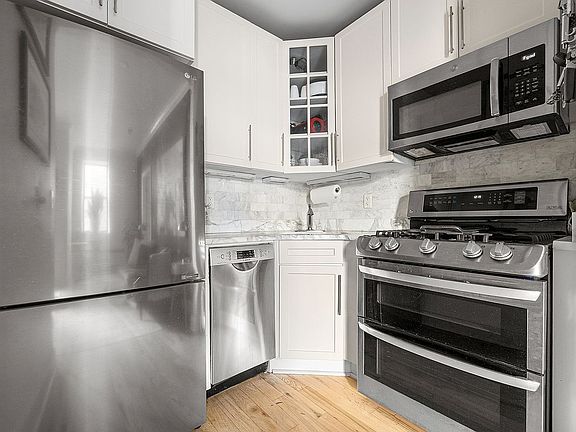 5th image of 555 Lenox Ave APT 4C