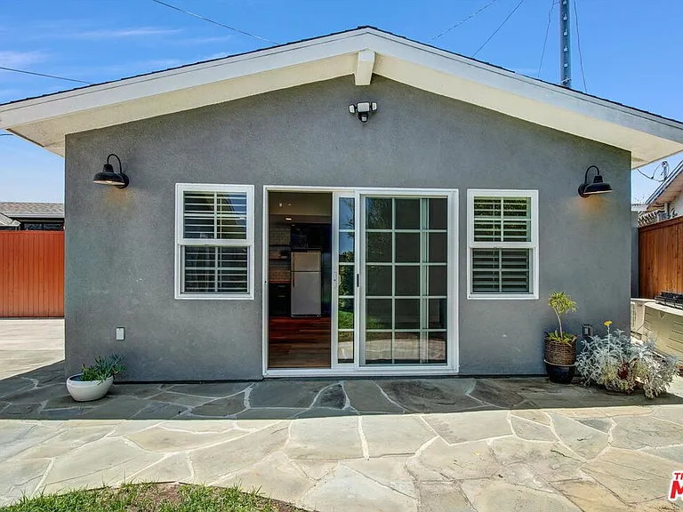 2855 Dunleer Pl — Photo 9