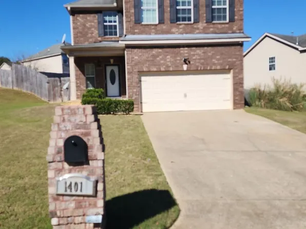 1401 Adie St, Phenix City, AL 36867
