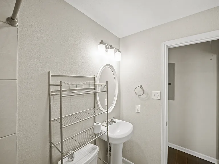 1205 Morris St #A — Photo 15