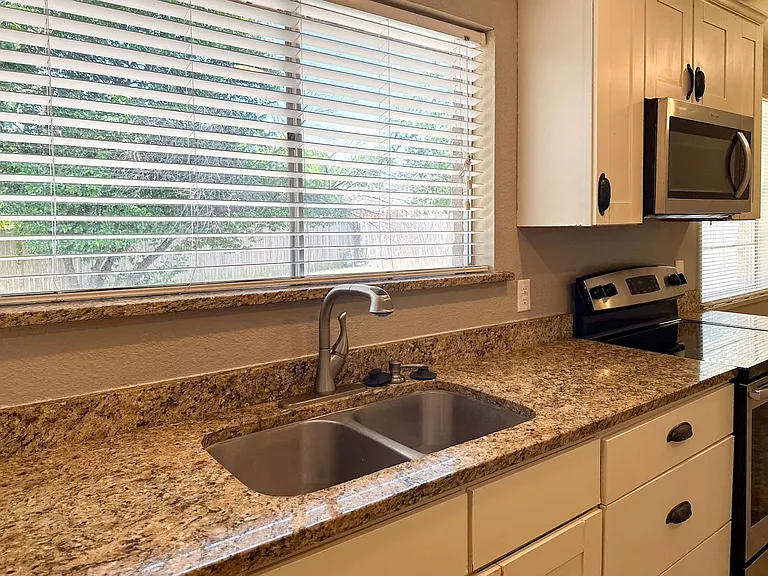 54192 Sun Valley St — Photo 30
