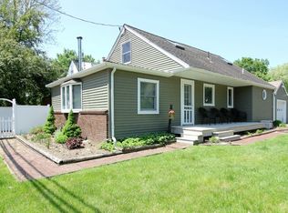 74 Skyline Lake Dr, Ringwood, NJ 07456
