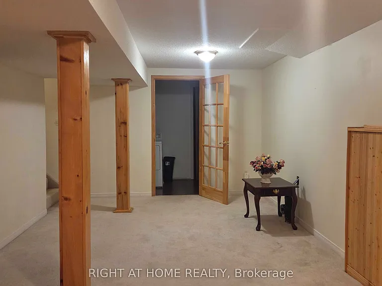 129 Heydon Ave — Photo 21