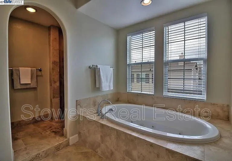 5139 Holborn Way — Photo 23
