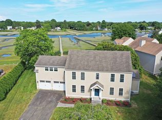 6 Barton Ave, Old Saybrook, CT 06475