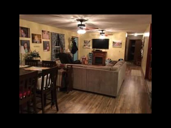 Living / Dining combo