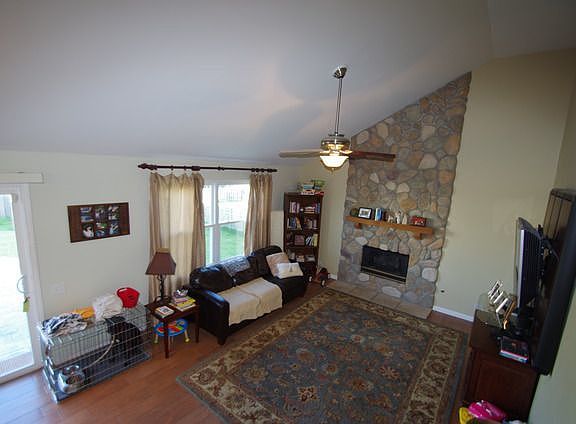 5th image of 2380 Wexford Ln