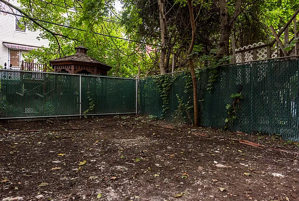 Rented by Nooklyn NYC LLC | media 48