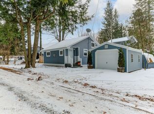 115 Woodside Ave, Broadalbin, NY 12025