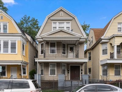 569 S Clinton St, East Orange, NJ, 07018