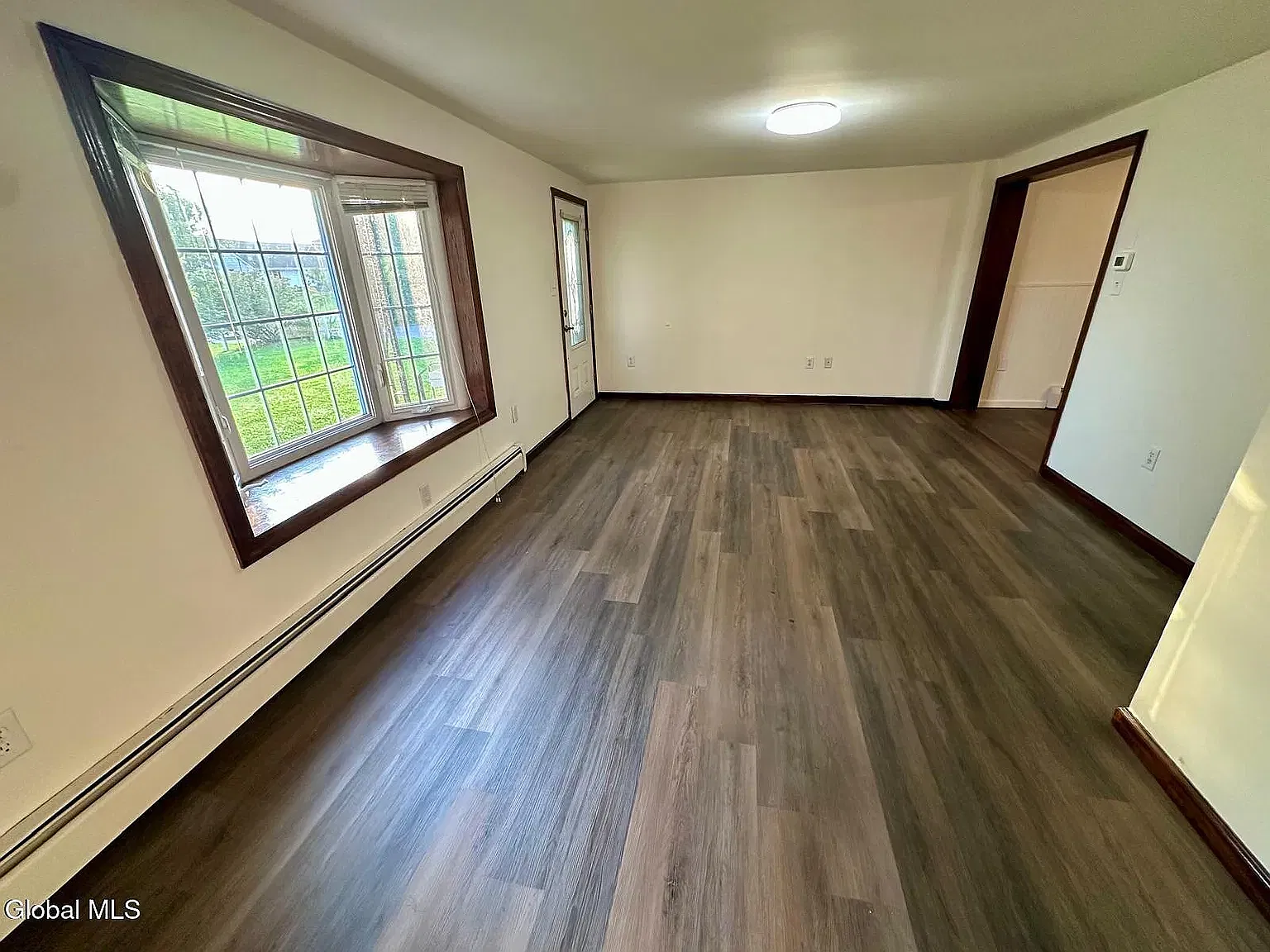 229 Middletown Rd — Photo 4