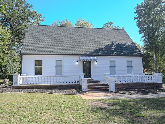 2nd image of 2866 N Thompson Ln