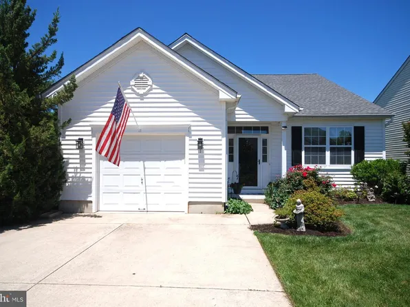 1 Mayfaire Cir, Westampton, NJ 08060