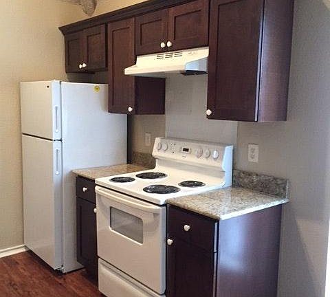 4th image of 4292 Bass Pro Dr APT 304