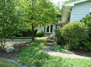 7 Jean Ln, Monsey, NY 10952