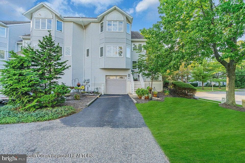 1st image of 206 Muskflower Ct #2006