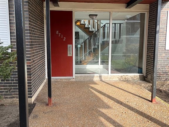 4th image of 8712 Skokie Blvd APT 1N