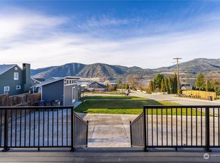 820 Manson Blvd, Manson, WA 98831
