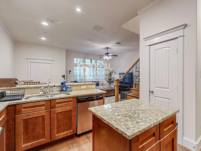 1600 Abrams Rd #39 — Photo 14