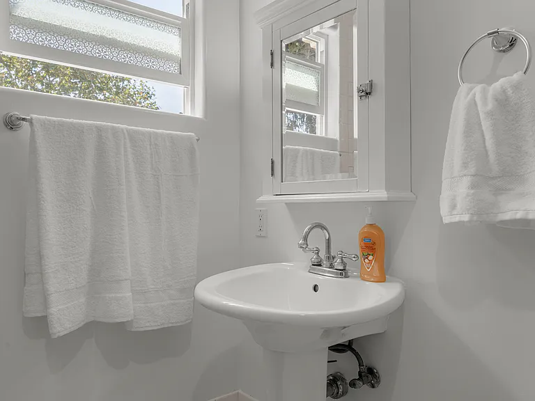 8302 S Sepulveda Blvd — Photo 61