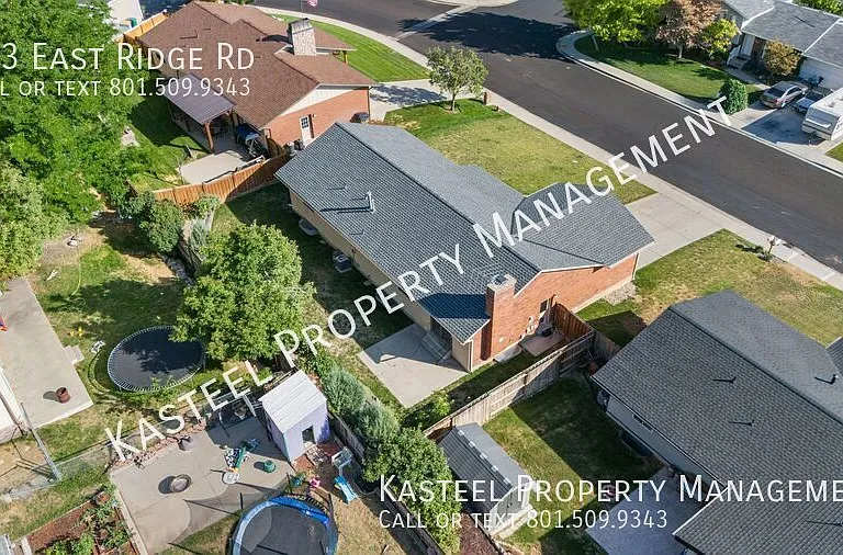 333 E Ridge Rd — Photo 36