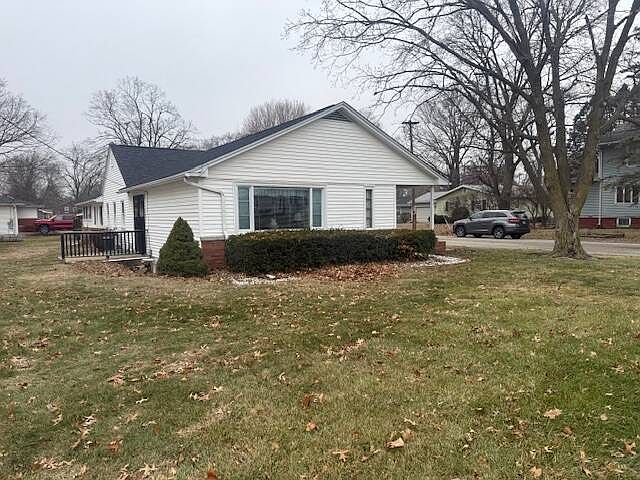 1st image of 410 N 10th St