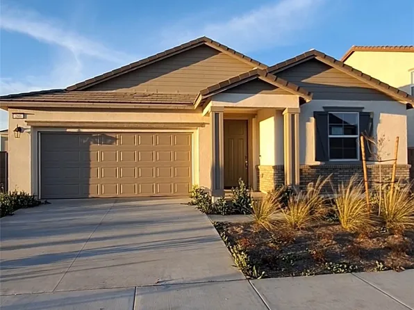 266 Planter Ct, Hemet, CA 92543