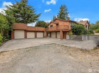 902 66th Avenue E, Fife, WA 98424