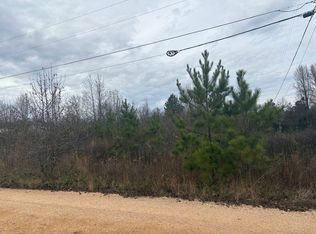 44 Faires Dr, Killen, AL 35645