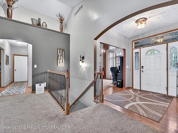 5th image of 5553 Wild Iris Ln