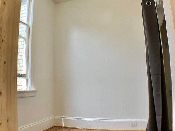3rd image of 1247 Fulton St APT 2