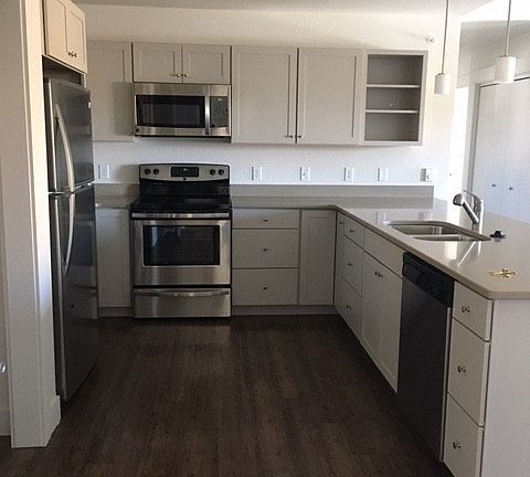 3rd image of 3342 N 27th Ave #307