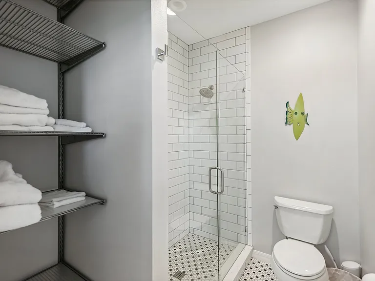 501 Channel Ln — Photo 27
