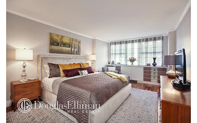 Sold by Douglas Elliman | media 7