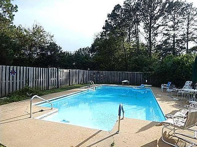 1st image of 119 Ocala Dr