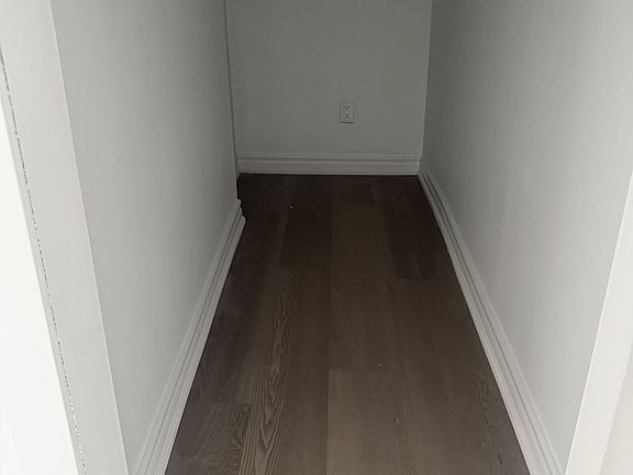 5th image of 54 Main St S #1