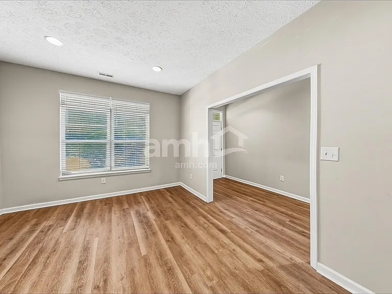 2591 Auburn Ct — Photo 6