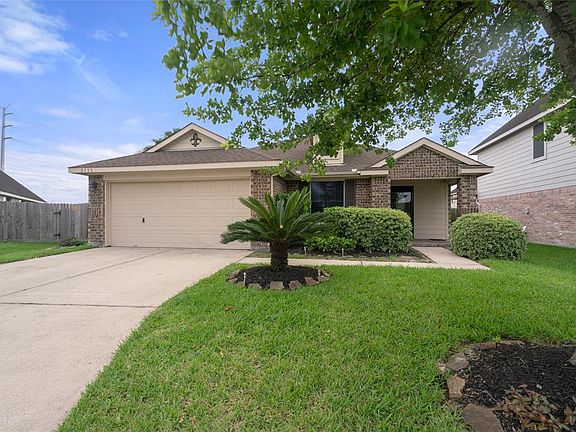 2nd image of 2133 Piney Wood Dr