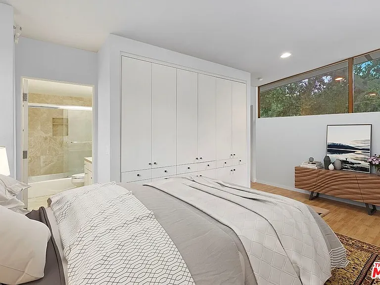 3600 Mandeville Canyon Rd — Photo 30