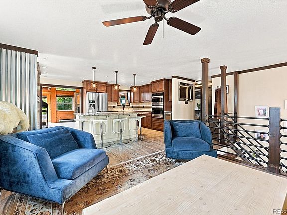 4th image of 4204 W Roanoke Place