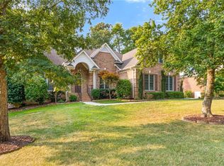 6406 Clubside Dr, Whitsett, NC 27377