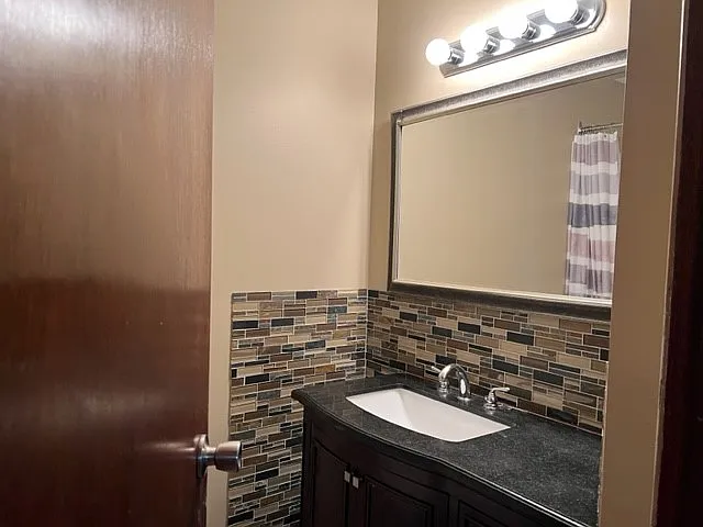 4403 55th Ave #UPPER — Photo 2