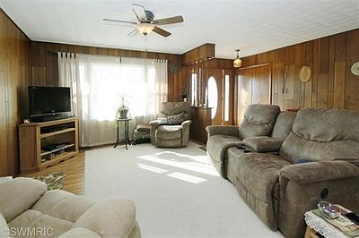 3rd image of 10518 W Xy Ave