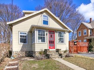 62 Malvern St, Melrose, MA 02176