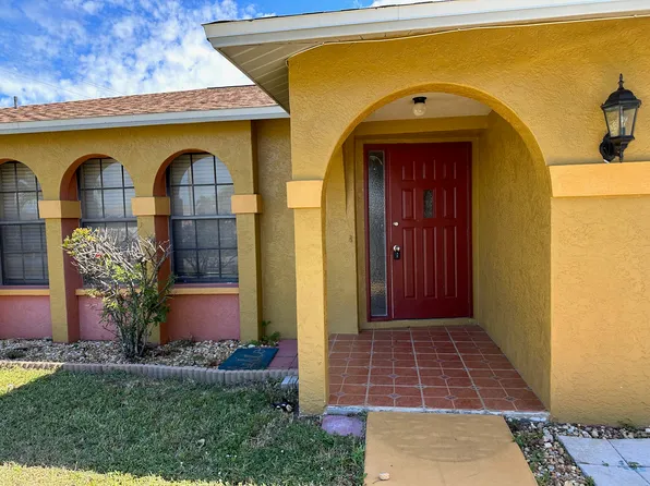 4403 SW 9th Pl, Cape Coral, FL 33914