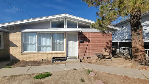 1352 Kennedy Ave Photo 1