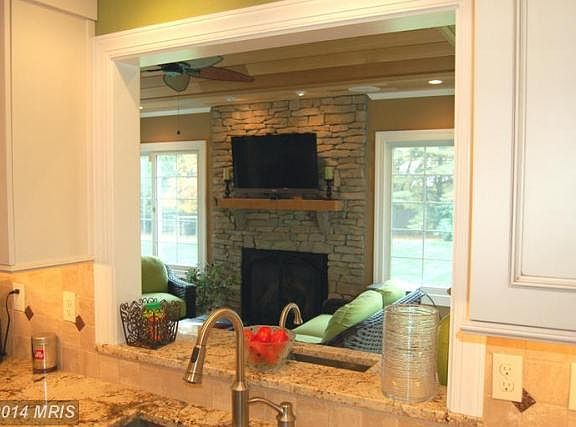 3rd image of 2409 Munford Dr