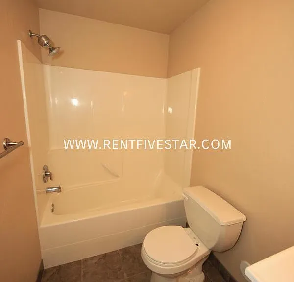 2724 Corsini Ct — Photo 12